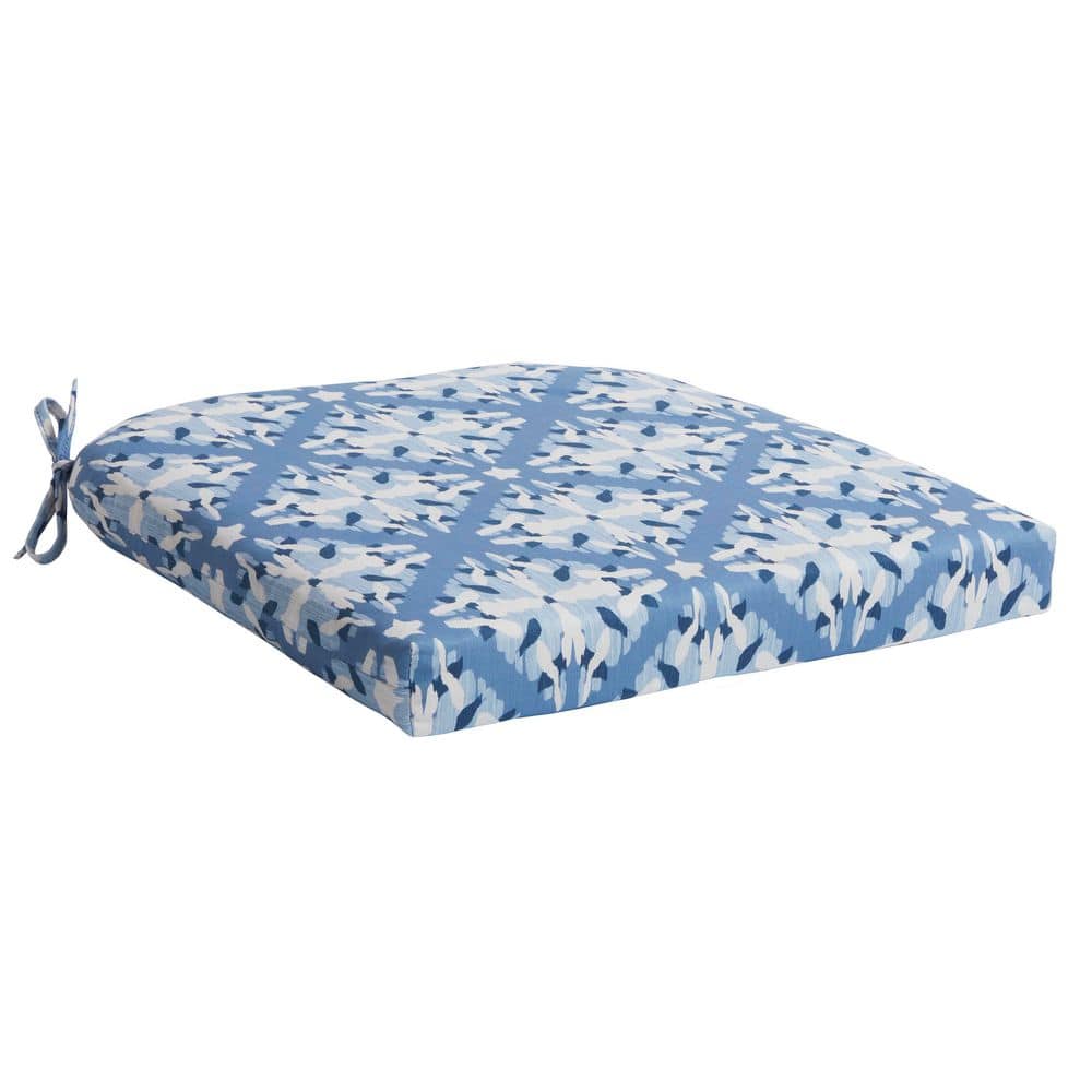 20 in. W x 20 in. D Universal Outdoor Seat Pad in Lake Geo price history on PriceWatchPro