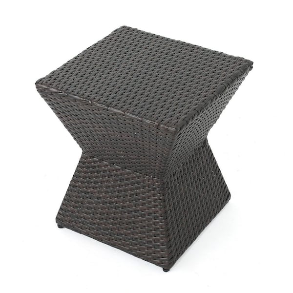 Classic Brown Outdoor Wicker Side Tables End Table for Outdoor and Indoor