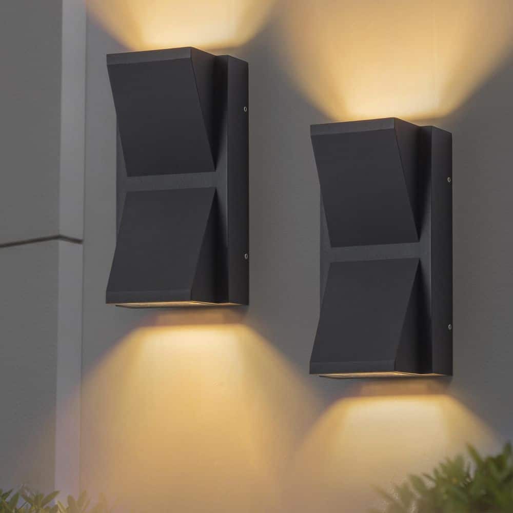 C Cattleya Modern Black Aluminum Outdoor Wall Sconce with Glass