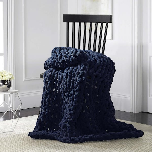 Navy 2025 chunky blanket