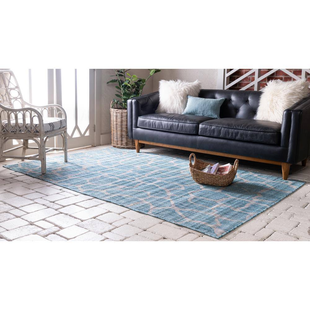 Light Aqua Rectangular Stain-Resistant Outdoor Rug 4' x 6'
