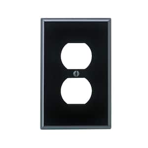 1-Gang Midway Duplex Outlet Nylon Wall Plate, Black