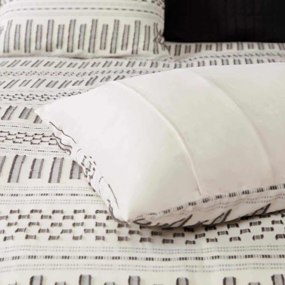 Ivory Cotton King Bedspread Cover with Textured Accent