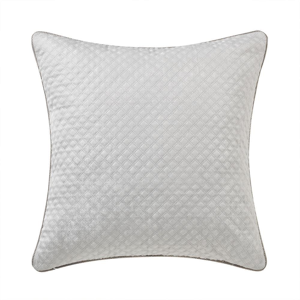 Ivory and Gold Jacquard Queen Comforter Set with Reversible Shams