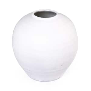 Matte White Vase (10131S A584A)