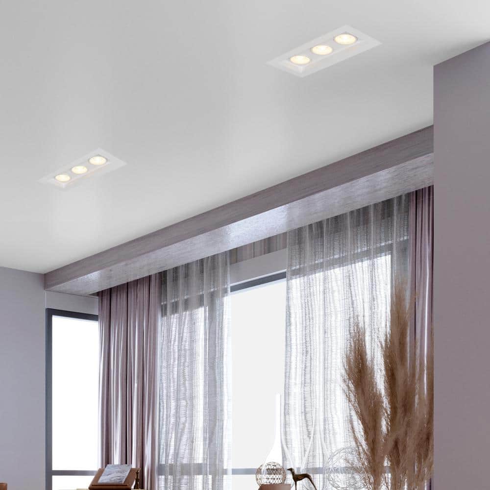 White Aluminum Square Recessed LED Downlight with Adjustable Heads