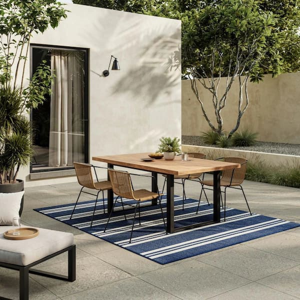 Horizon Indoor/Outdoor Navy 4 ft. x 6 ft. Stripes Contemporary Area Rug