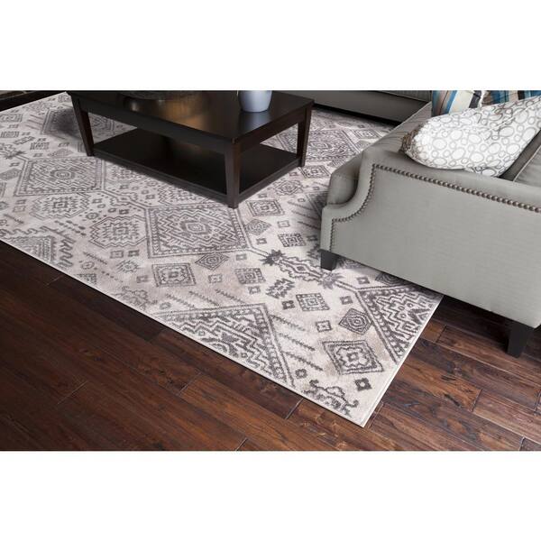 Lara Santa Fe Ivory 3 ft. x 4 ft. Area Rug