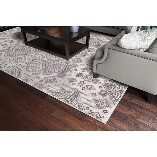 Lara Santa Fe Ivory 7 ft. x 9 ft. Area Rug