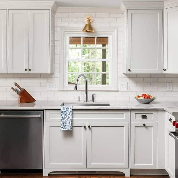 Brass Single Handle Pull Down Sprayer Kitchen Faucet with Soap Dispenser in Brushed Nickel