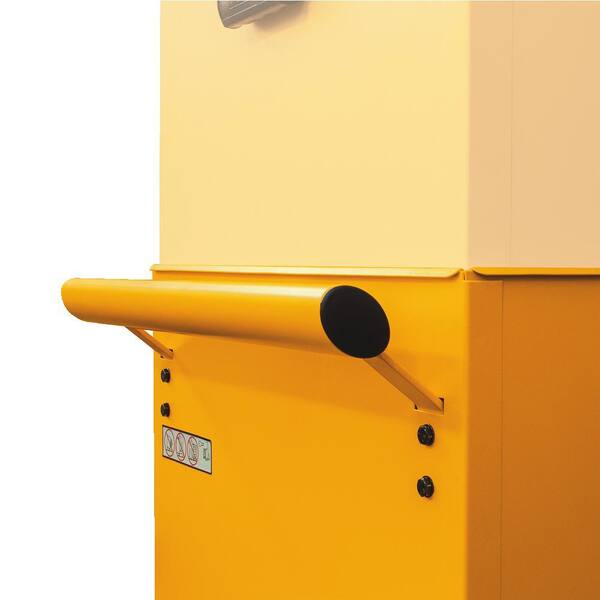 DEWALT - 36 in. 5-Drawer Roller Cabinet Tool Chest in Yellow