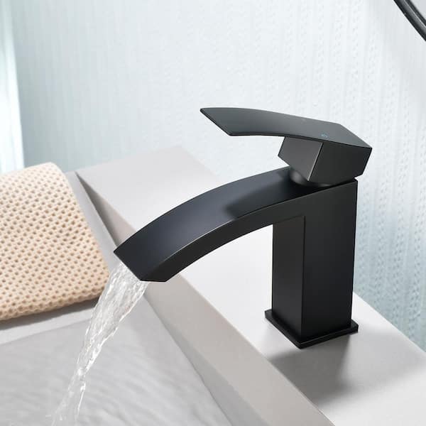 Single Handle Single Hole Bathroom Faucet in Matte Black