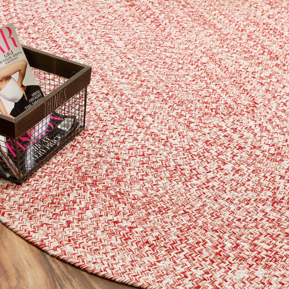 Handmade Red and White Braided Oval Cotton Rug 3' x 5'