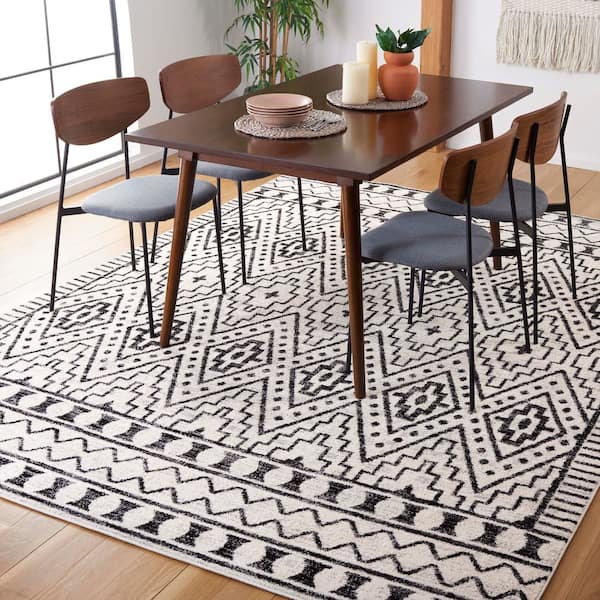 Tulum 7 ft. x 9 ft. Black/Ivory Tribal Ikat Area Rug