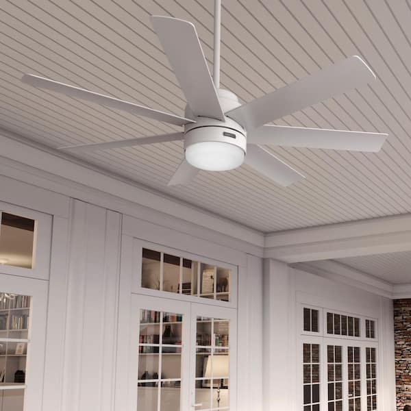 Brazos 52 in. Indoor/Outdoor Fresh White Standard Ceiling Fan with LED Bulbs and Remote Included