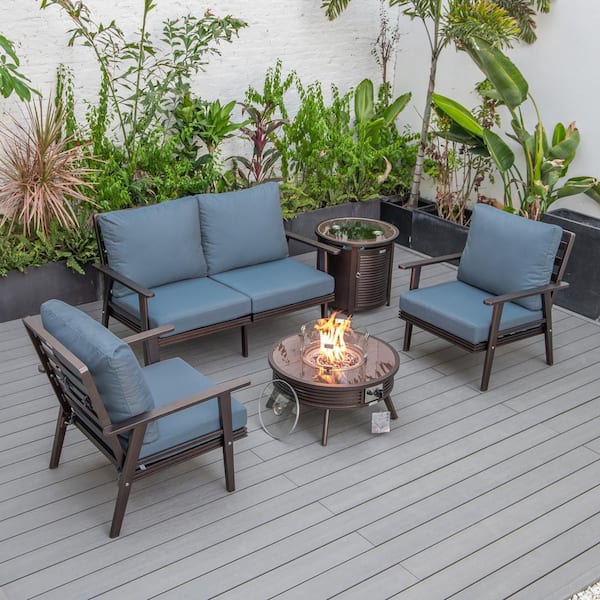 Leisuremod Walbrooke Brown 5-Piece Aluminum Round Patio Fire Pit Set with Navy Blue Cushions, Slats Design & Tank Holder