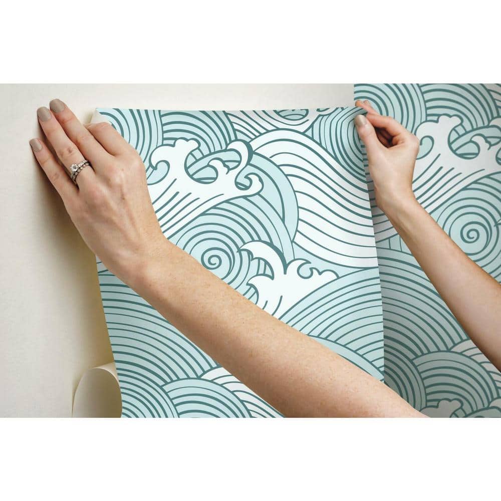 Indigo Tapestry Floral 27' x 27" Nonwoven Wallpaper