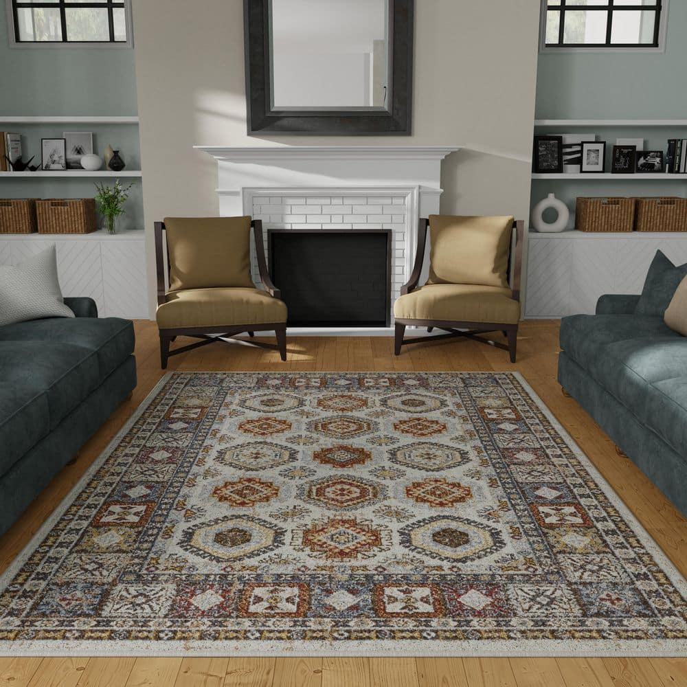 Classic Quilt-Inspired 5' x 7' White and Grey Synthetic Area Rug