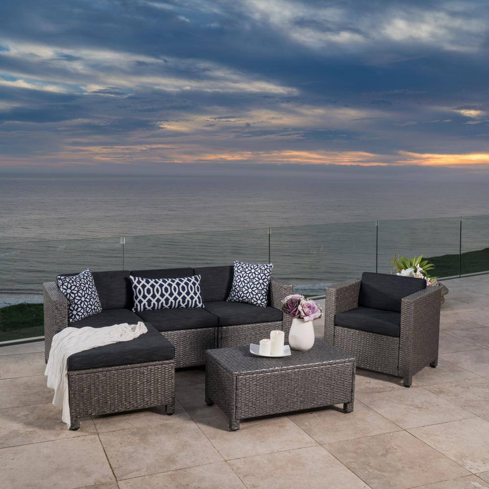 puerta outdoor sectional