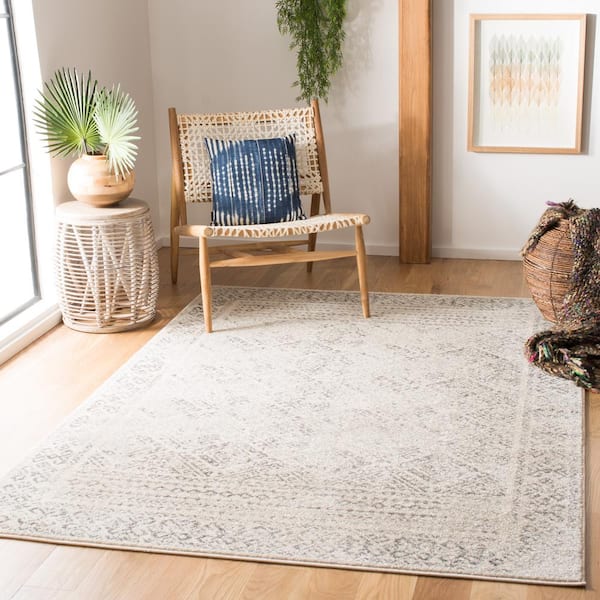 Tulum Ivory/Gray 5 ft. x 5 ft. Square Geometric Diamonds Border Area Rug