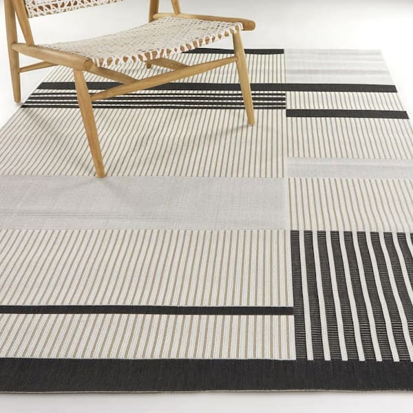 Massimo Charcoal 7 ft. 10 in. x 10 ft. Geometric Indoor/Outdoor Area Rug