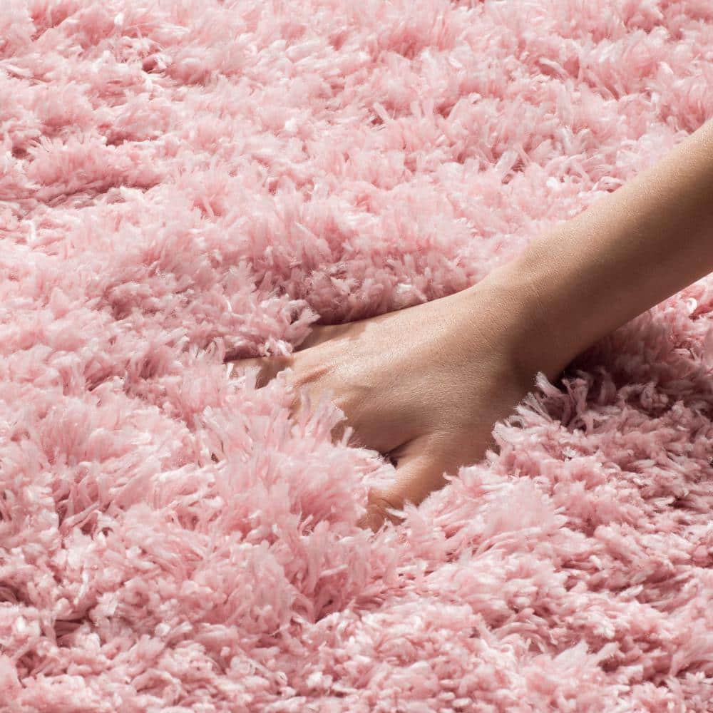 Round Light Pink Shag Synthetic Easy Care Area Rug