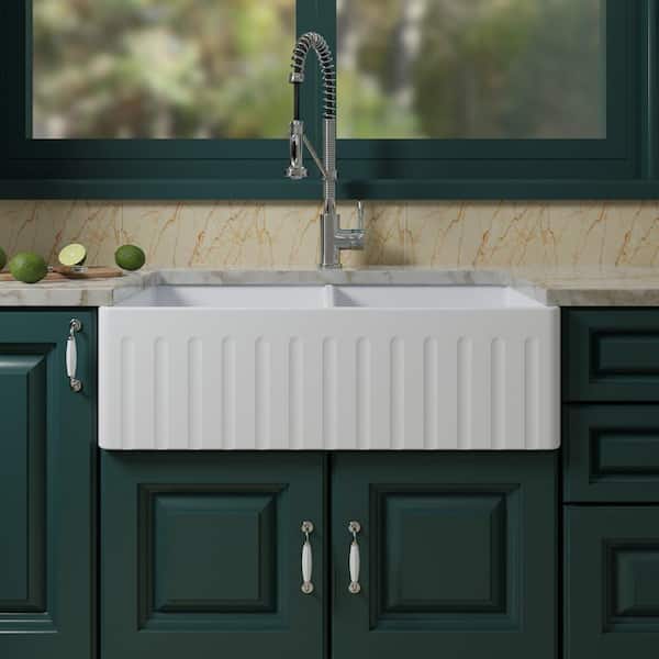 WOODBRIDGE 32.87 in. Farmhouse/Apron-Front Double Bowl White Fireclay Kitchen Sink with Strainer and Sink Protector Grid