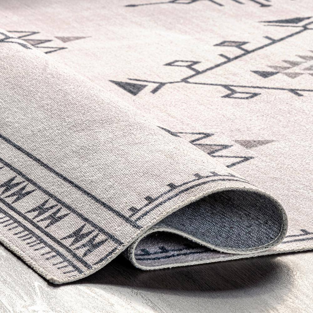 Cream Rectangular Washable Synthetic Area Rug, 2' x 3'