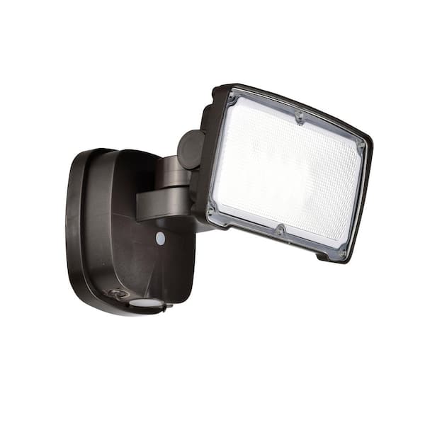 AWSENS 26-Watt 2500 Lumens Bronze Dusk to Dawn Control 1 Head AWSENS 26-Watt 2500 Lumens Bronze Dusk to Dawn Control 1 Head