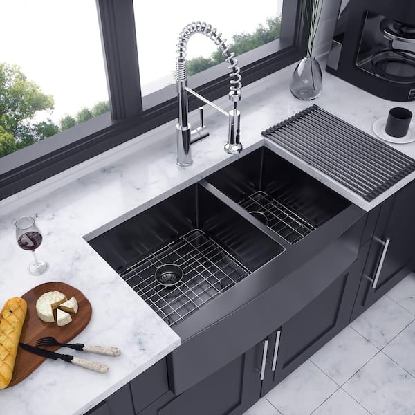 33 in. L x 21 in. W Farmhouse Apron Front Double Bowls 16 Gauge Stainless Steel Kitchen Sink in Gunmetal Black