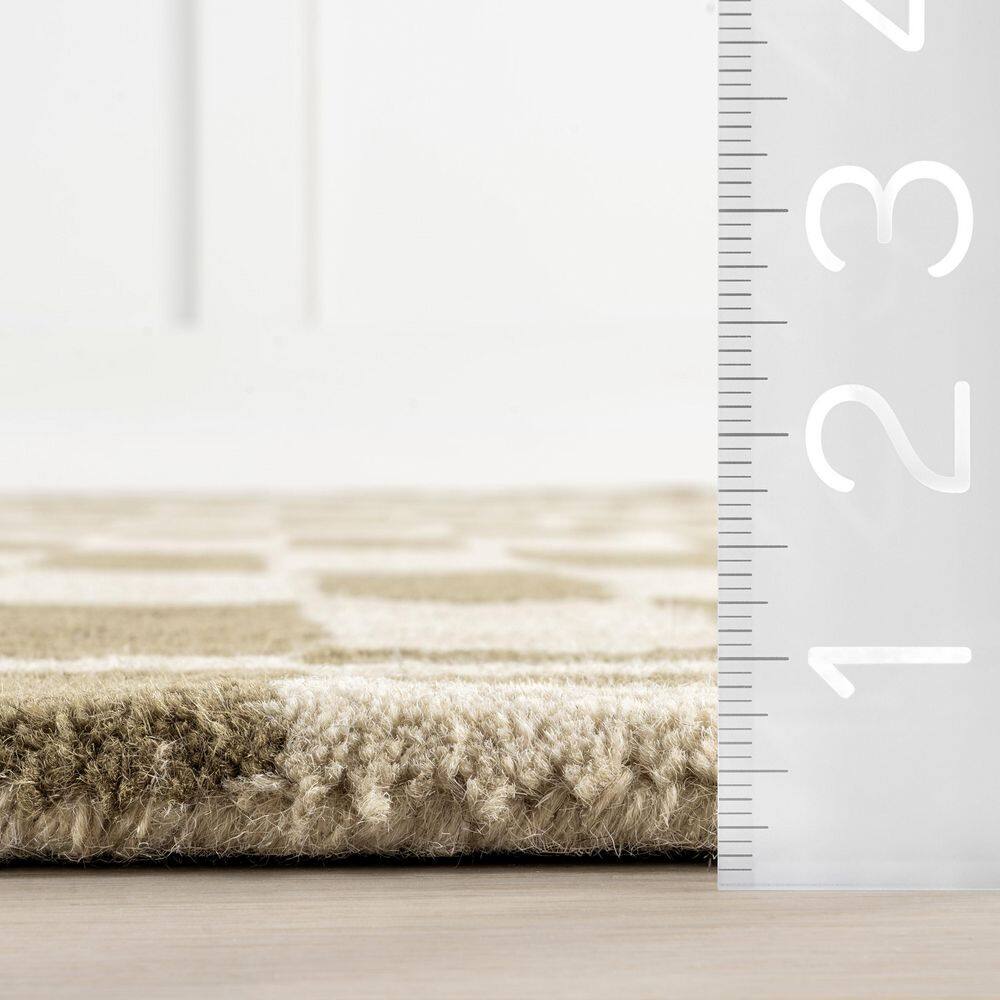 Olive and Beige Hand-Tufted Wool Rectangular Area Rug 4' x 6'
