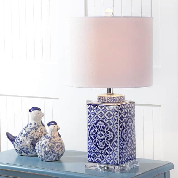 JONATHAN Y Choi 23 in. H Blue/White Chinoiserie Table Lamp