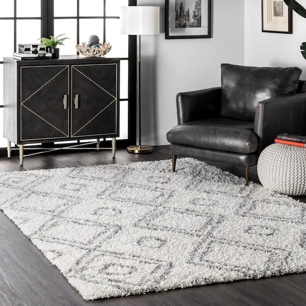 Iola Plush Shag White 7 ft. x 9 ft. Area Rug