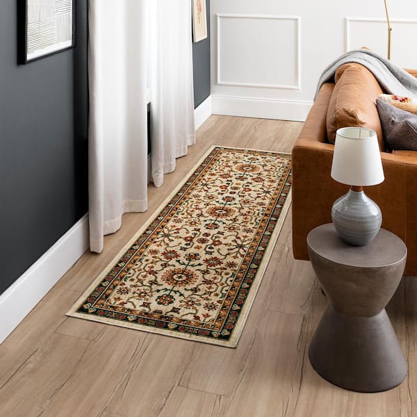 Everest Vale Grey 2 ft. 6 in. x 8 ft. Runner Rug