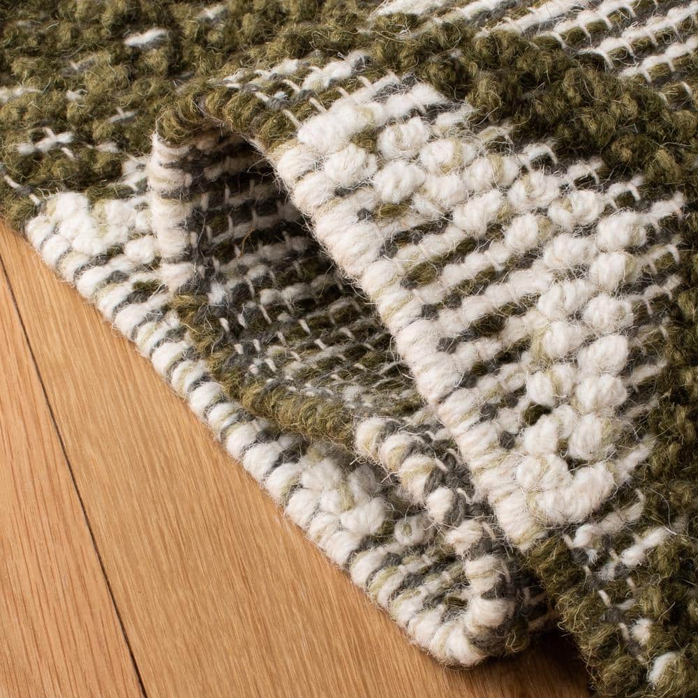 Ivory and Dark Green Handwoven Wool Area Rug 3' x 5'