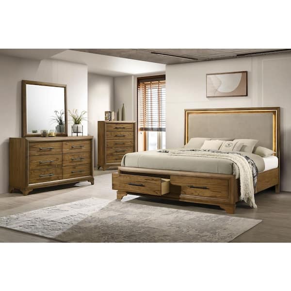 New Classic Furniture Talcott 4-Piece Honey Wood Queen Bedroom Set with Chest