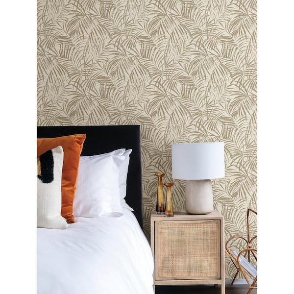 Yumi Gold Palm Leaf Wallpaper Sample
