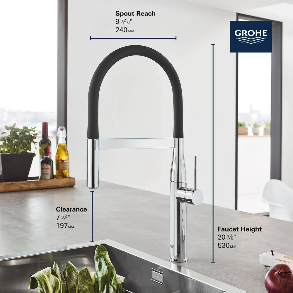 Modern Chrome Kitchen Faucet with 360° Swivel and Pull-Down Spray