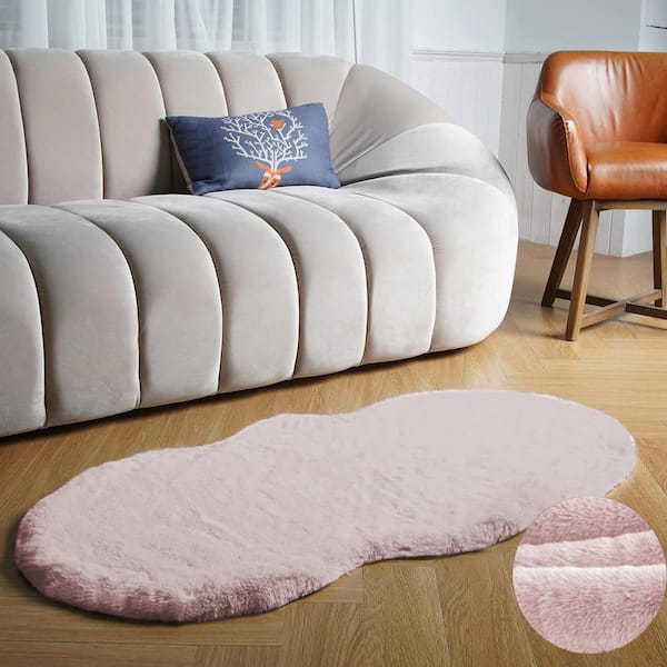 Mmlior Faux Rabbit Fur Pink 2 ft. x 4 ft. Cozy Furry Area Rug Specialty Rug