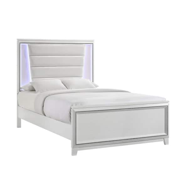 Picket House Furnishings Taunder Full Panel Bed in White