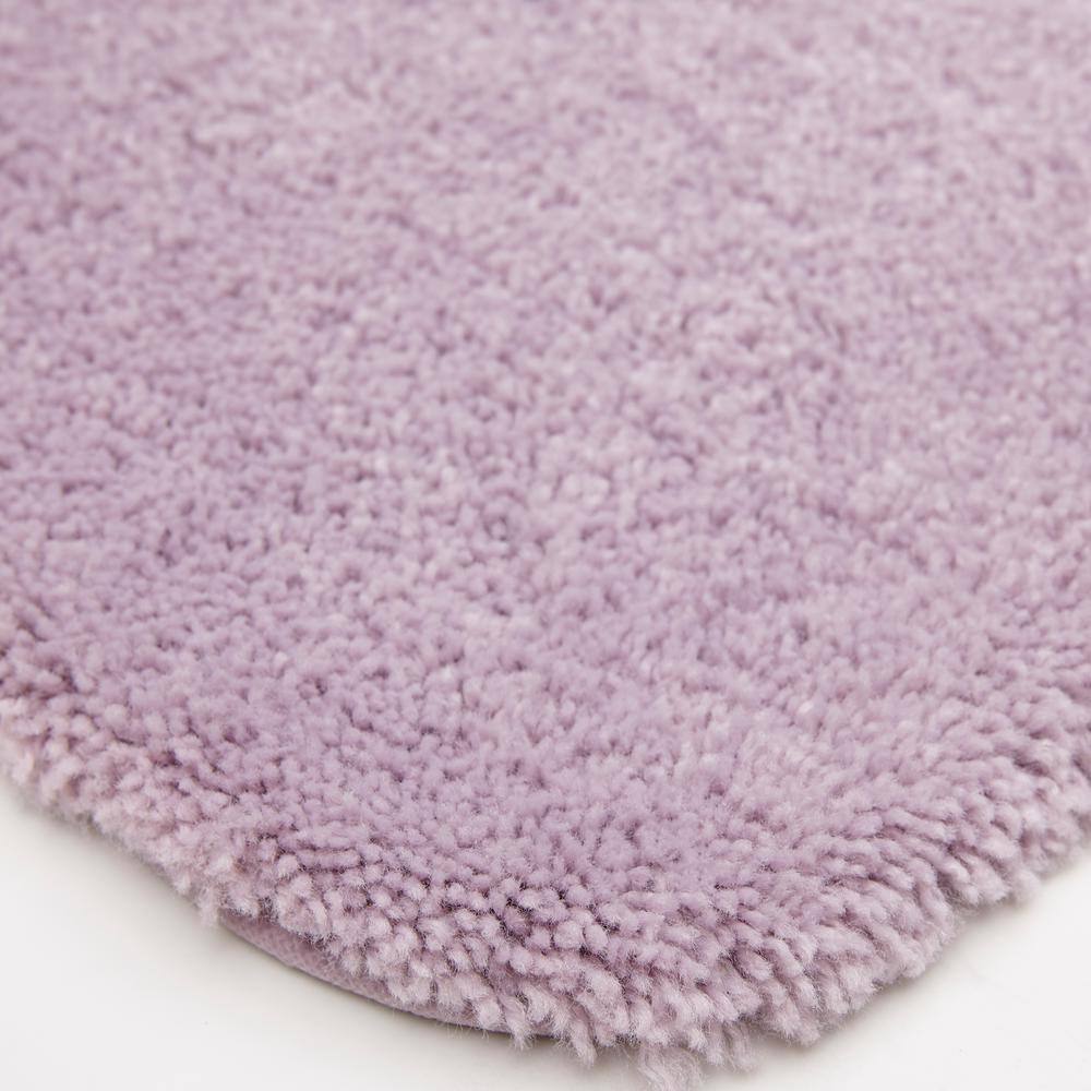 Lavender Nylon Machine Washable Bath Rug 20" x 24"