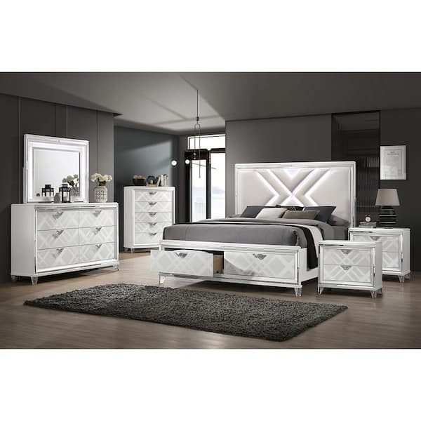Furniture of America Rusconi 6-Piece White Wood Queen Bedroom Set