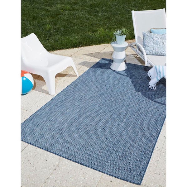 Outdoor Solid Blue 6' 0 x 9' 0 Area Rug