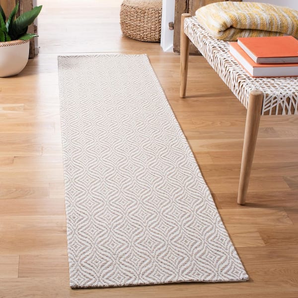 Martha Stewart 2 ft. x 8 ft. Beige/Gray Monochrome Geometric Runner Rug