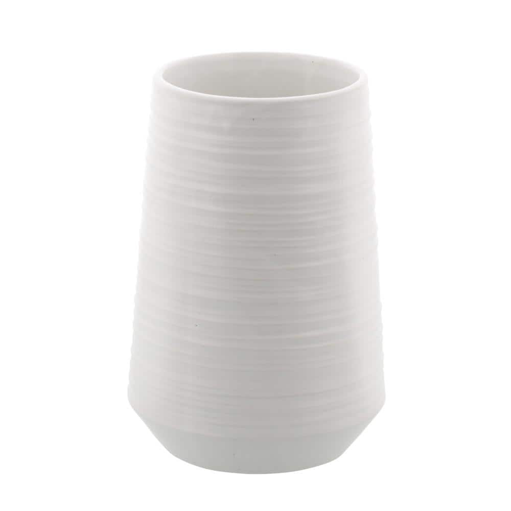 CosmoLiving by Cosmopolitan 7 in. White Ribbed Porcelain