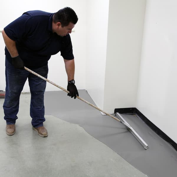 How To Apply Floor Leveler On Concrete Floor Roma   Rapid Set Floor Levelers 186010050 4f 600 