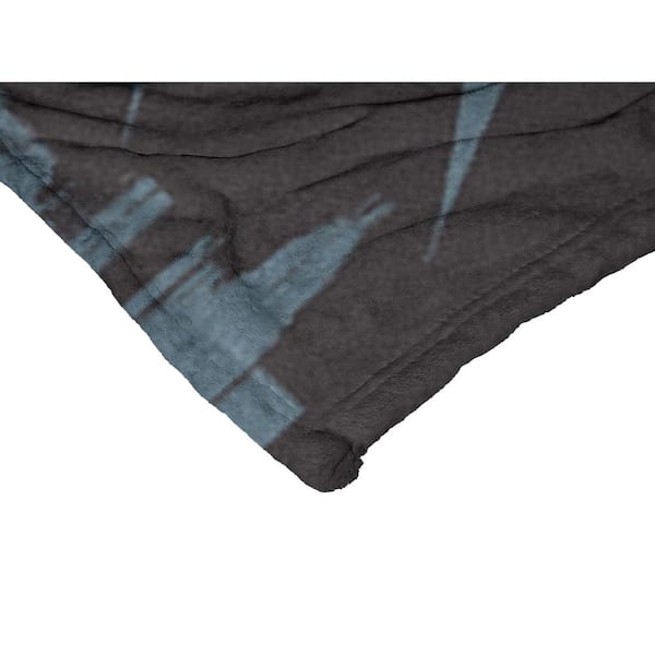 Multicolor bat throw store blanket