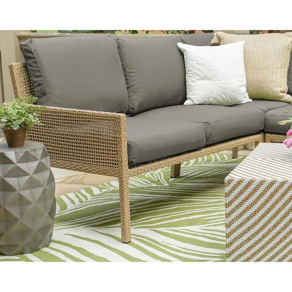 Davenport 7 deals piece outdoor sectional