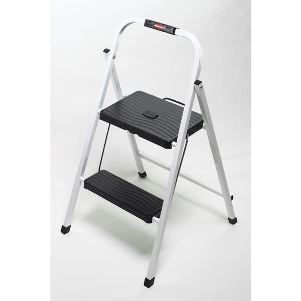 Rubbermaid 2-Step Lightweight Step Stool-DISCONTINUED