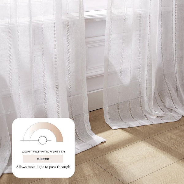 Lush Decor Calia Textured Stripe White Polyester 52 in. W x 84 in